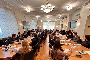 Молодые парламентарии предлагают отменить ЕГЭ